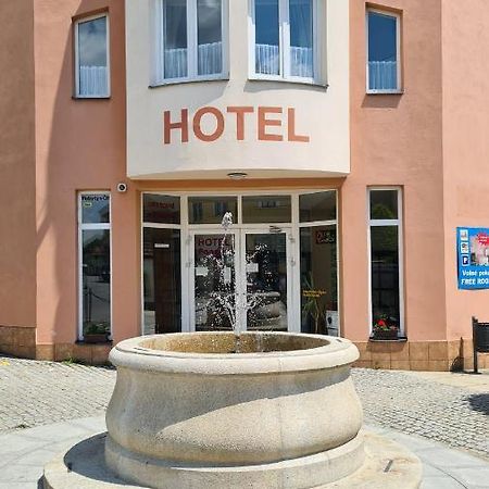 Hotel Pangea 텔치 외부 사진